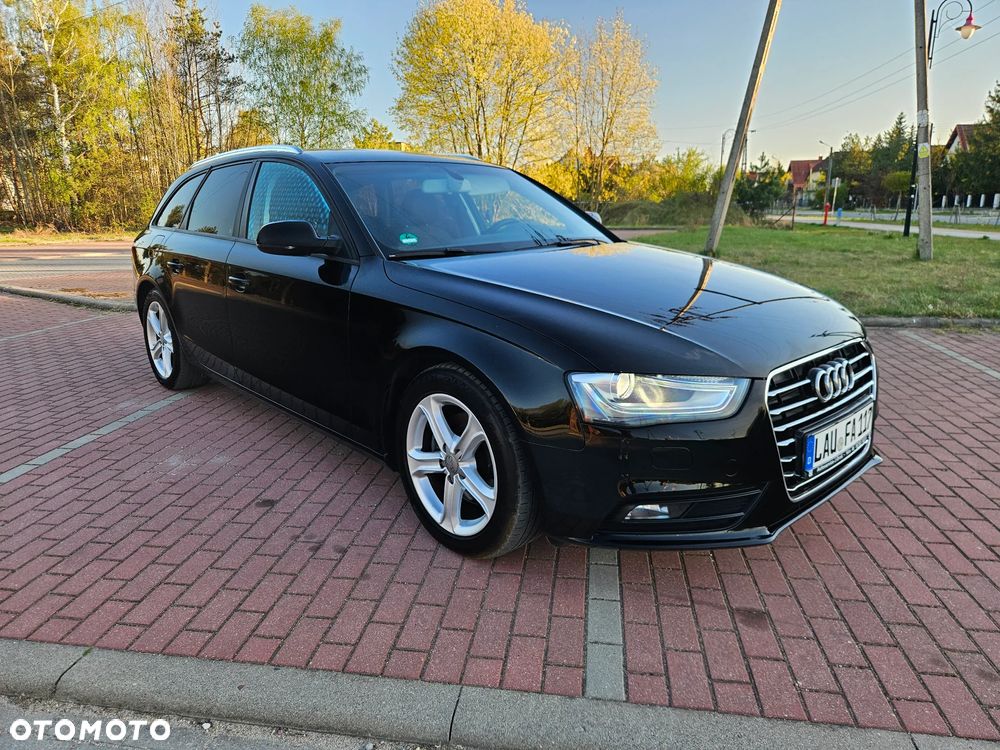 Audi A4 Avant 2.0 TDI DPF multitronic S line Sportpaket - 12