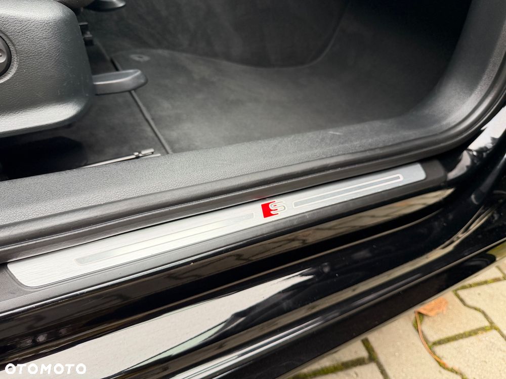 Audi A4 Avant 40 TFSI sport - 28