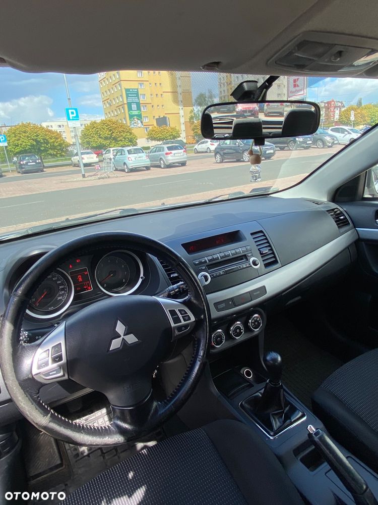 Mitsubishi Lancer 1.8 Inform - 9