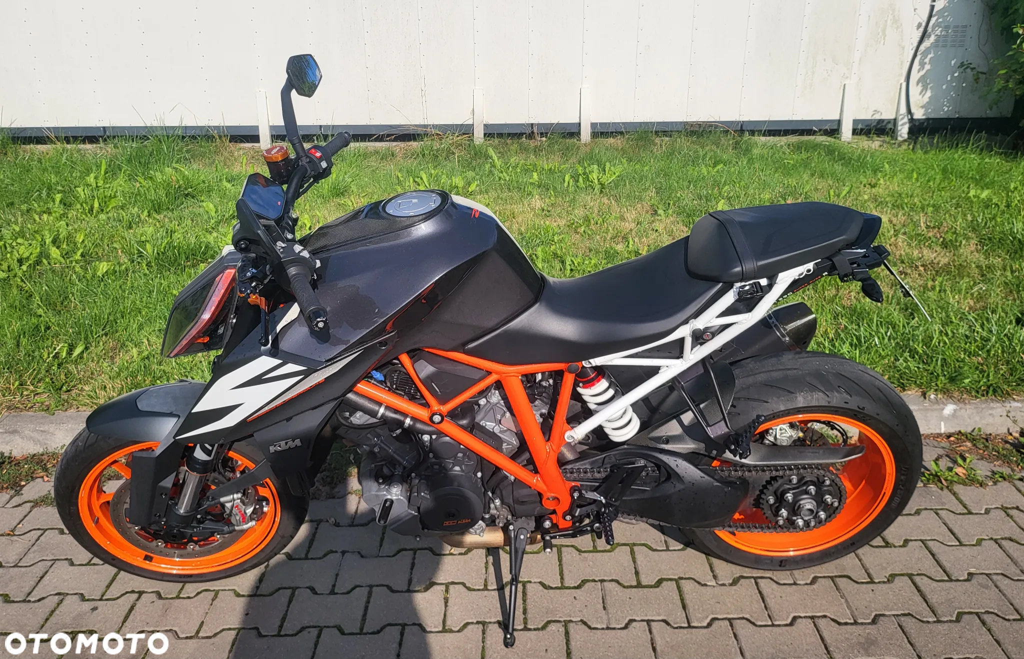 KTM Super Duke - 18