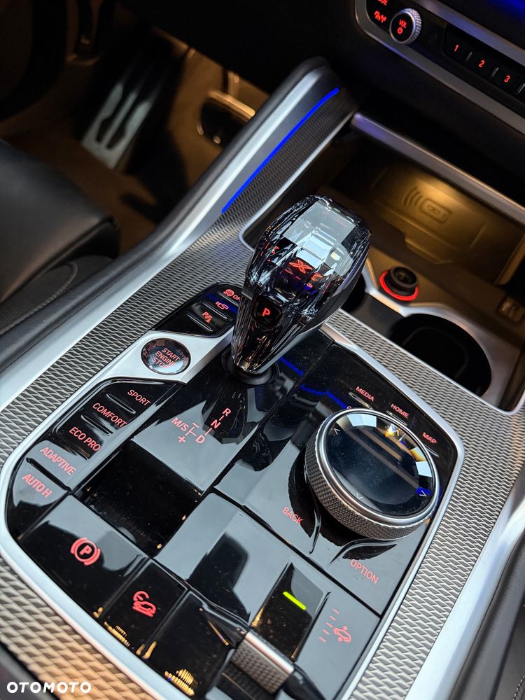 BMW X6 - 12