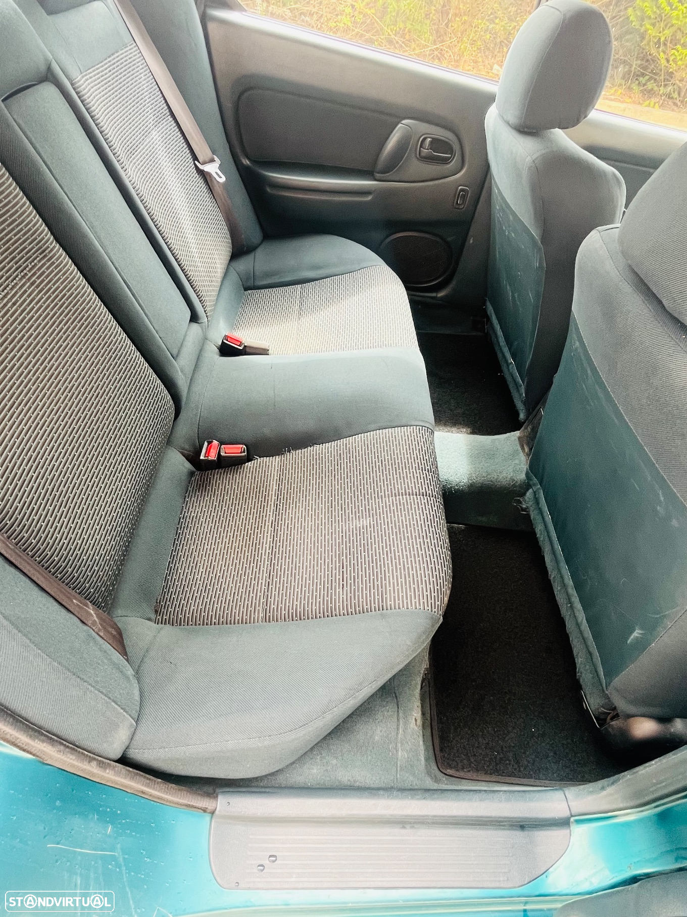 Mazda 323 F 1.5 - 51