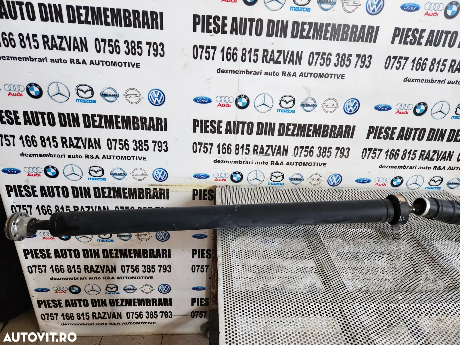 Cardan Range Rover Evoque 2.0 D Ingenium Automat An 2015-2016-2017-2018-2019 Dezmembrez Range Rover Evoque Facelift An 2015-2016-2017-2018-2019 2.0 D Automat 4x4 Volan Stanga - Dezmembrari Arad - 3