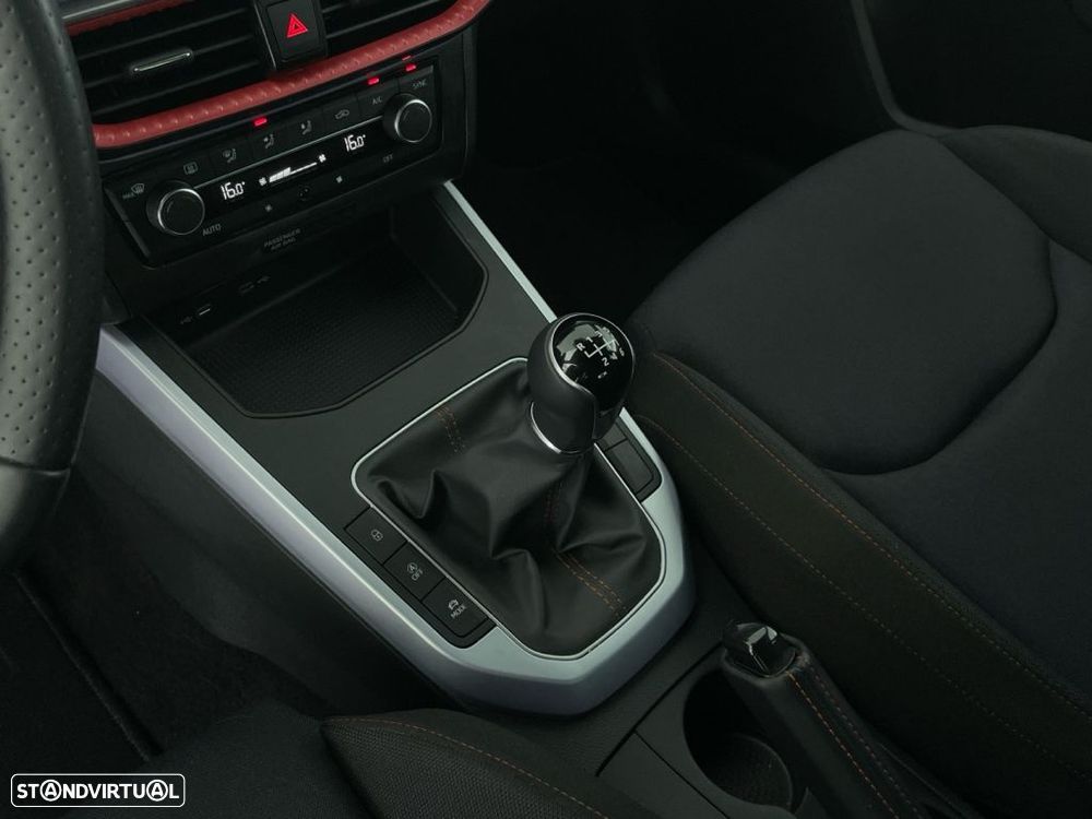 SEAT Arona 1.0 TSI FR - 21