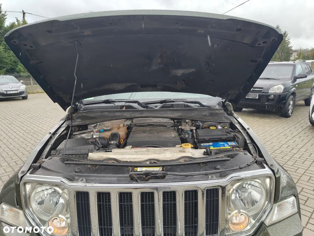 Jeep Cherokee 2.8 CRD Limited - 28