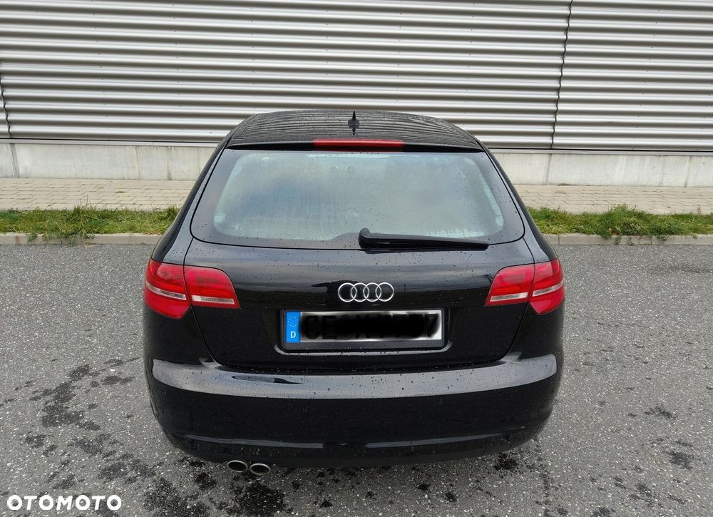 Audi A3 Sportback 2.0 TDI S line Sportpaket plus - 13