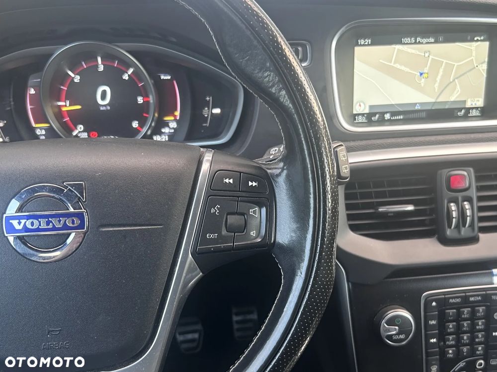 Volvo V40 D2 Kinetic - 20
