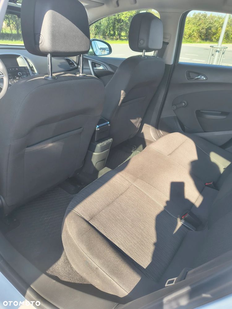 Opel Astra 1.6 - 10