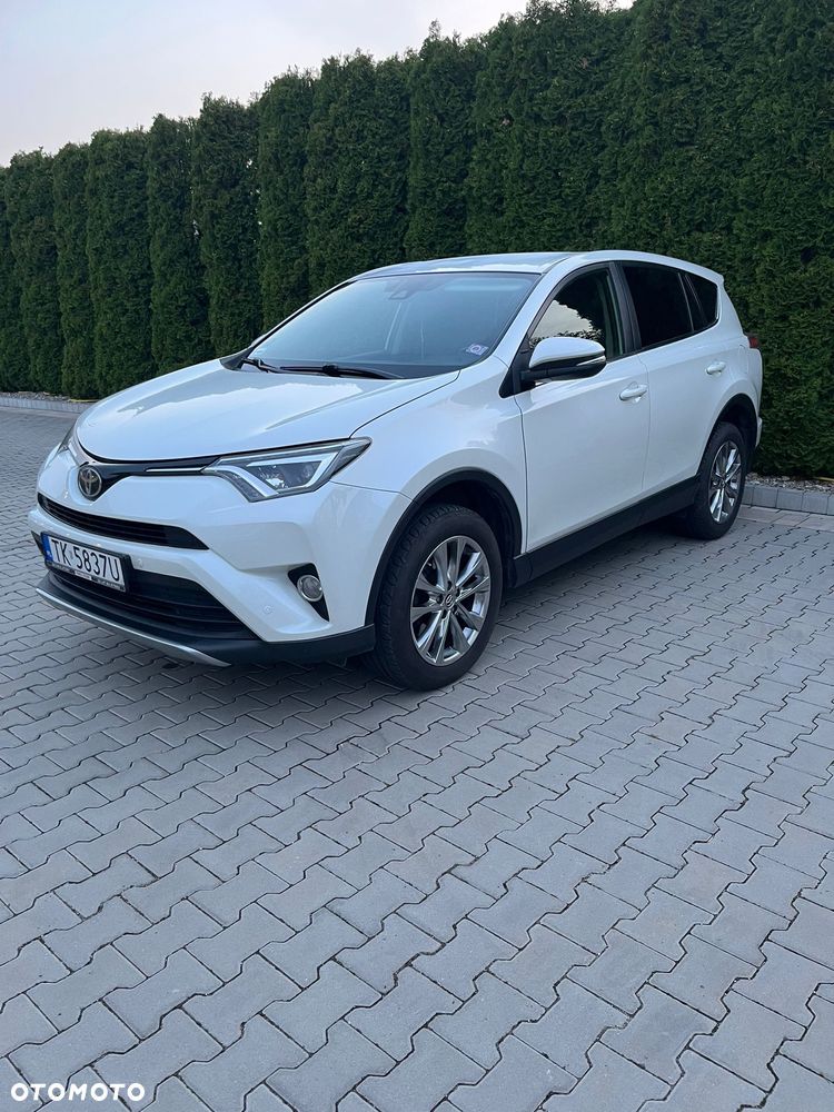Toyota RAV4 2.0 D-4D Active 4x2 - 2