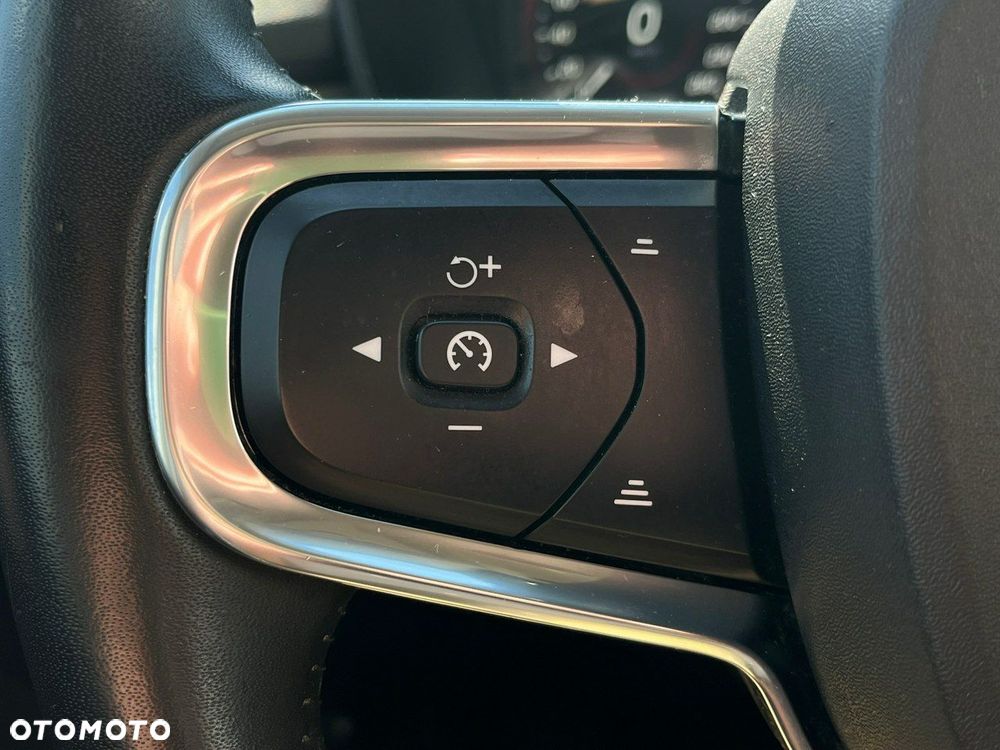 Volvo XC 40 - 17