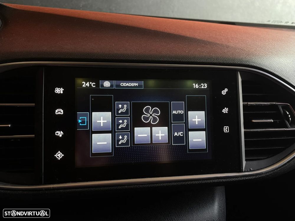 Peugeot 308 e-HDi FAP 115 Stop&Start Allure - 23
