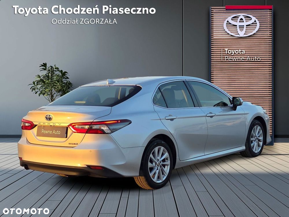 Toyota Camry 2021 photo 5