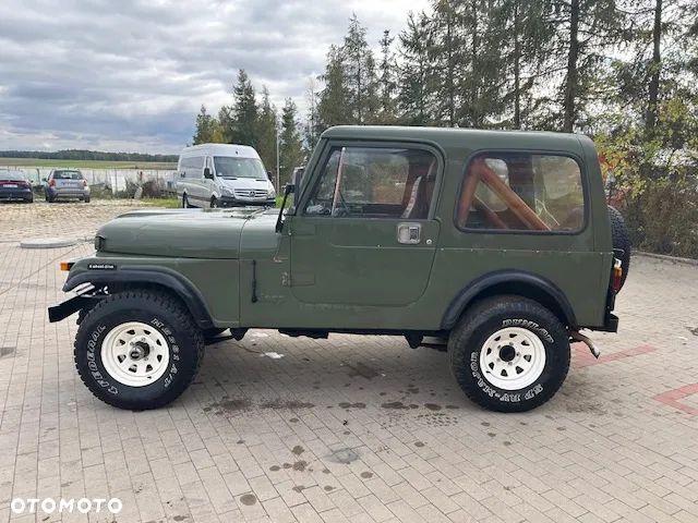 Jeep CJ - 7
