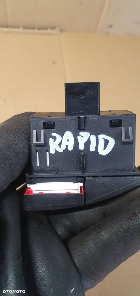 Przełącznik włącznik świateł awaryjnych Skoda Rapid 5JA953507B - 6