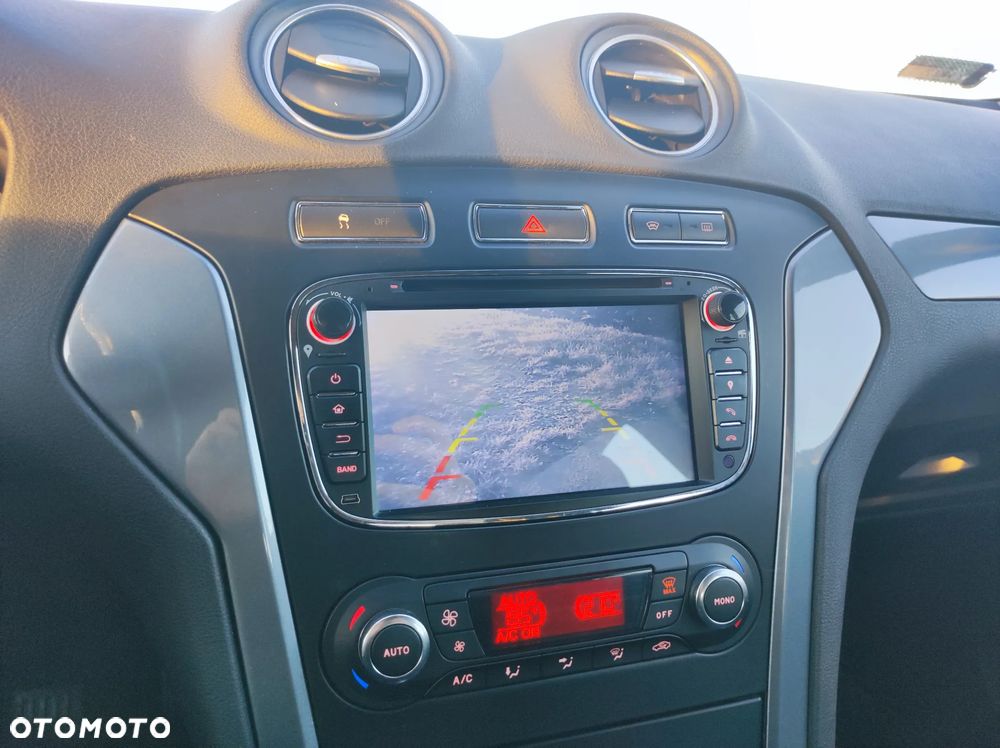 Ford Mondeo 2.0 TDCi Gold X - 13