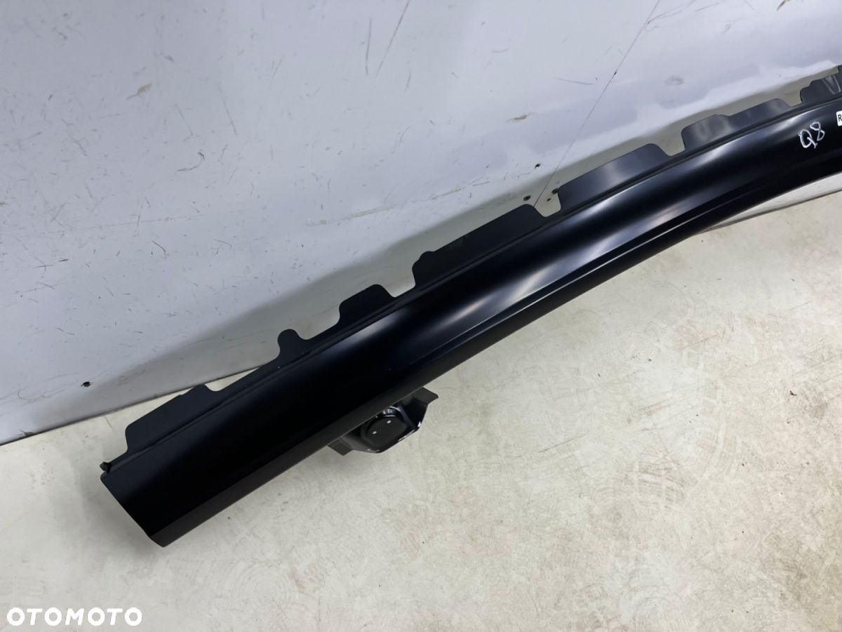Poszycie Audi Q8 18r.- PRAWY przedni słupek szyby rama drzwi ćwiartka NOWA oryginalna 4m8809840 - 3