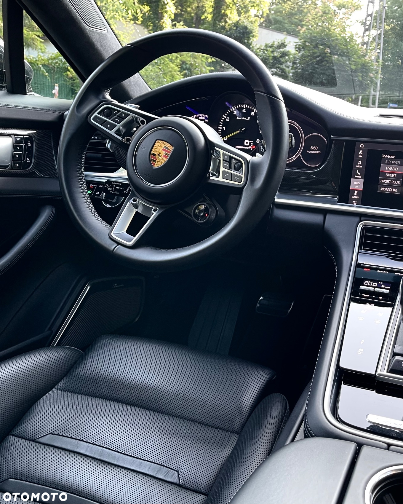 Porsche Panamera Turbo S e-Hybrid - 13