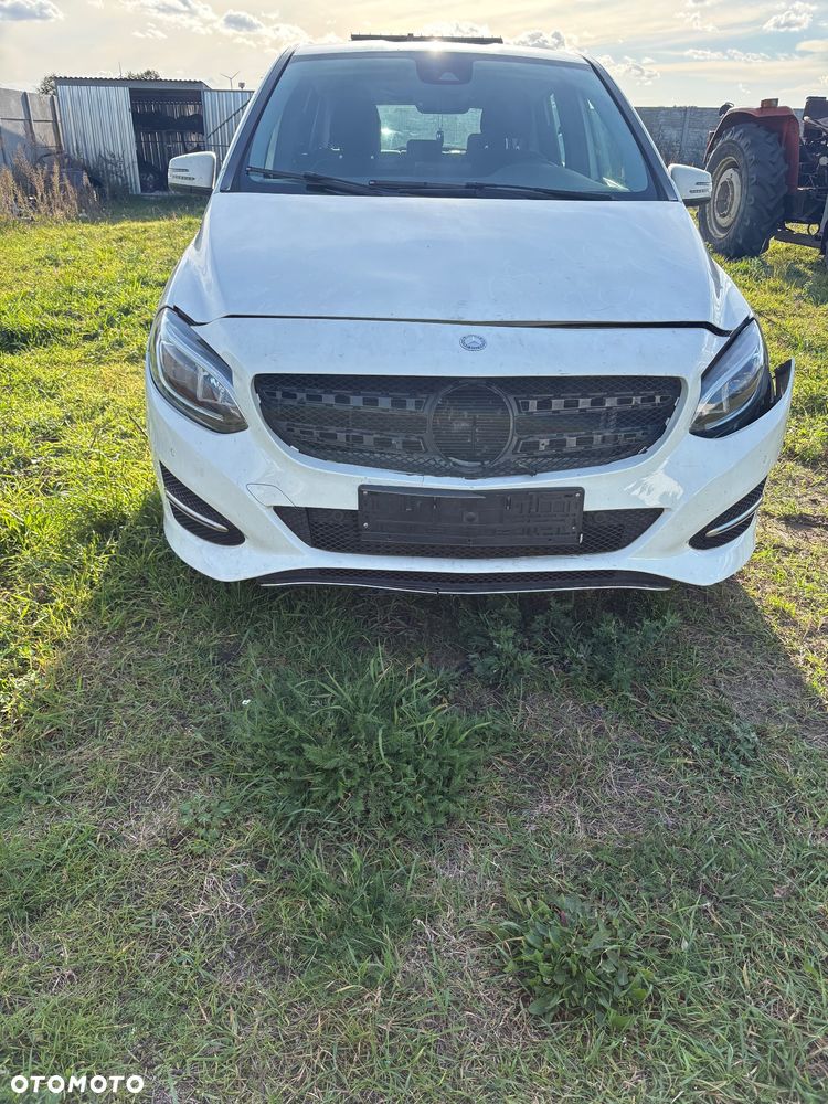 Mercedes-Benz B-Class 2017 photo 3
