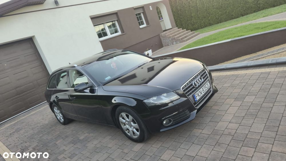 Audi A4 Avant 2010 photo 3