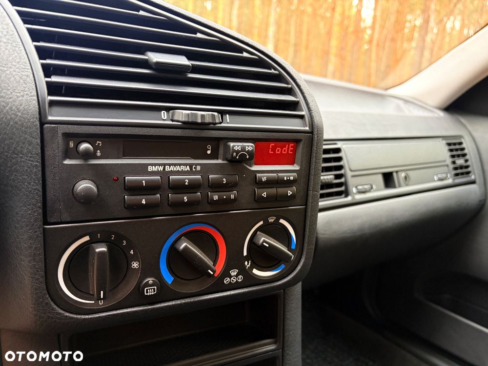 BMW Seria 3 316i - 18
