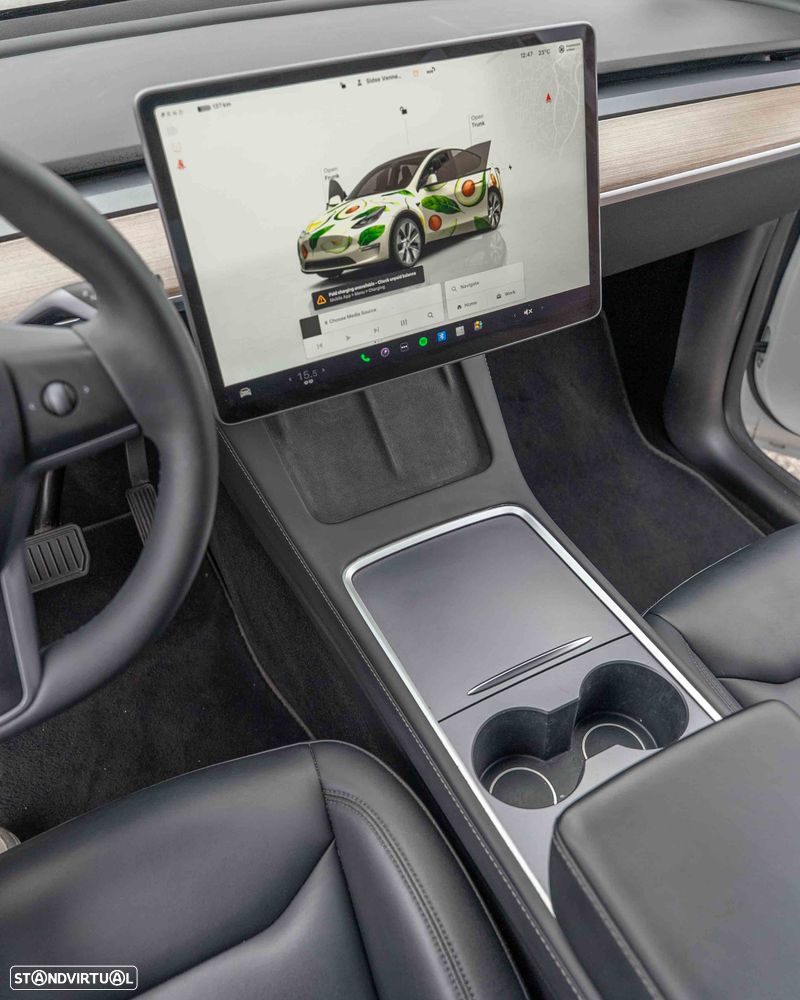 Tesla Model Y Long Range Dual Motor AWD - 18
