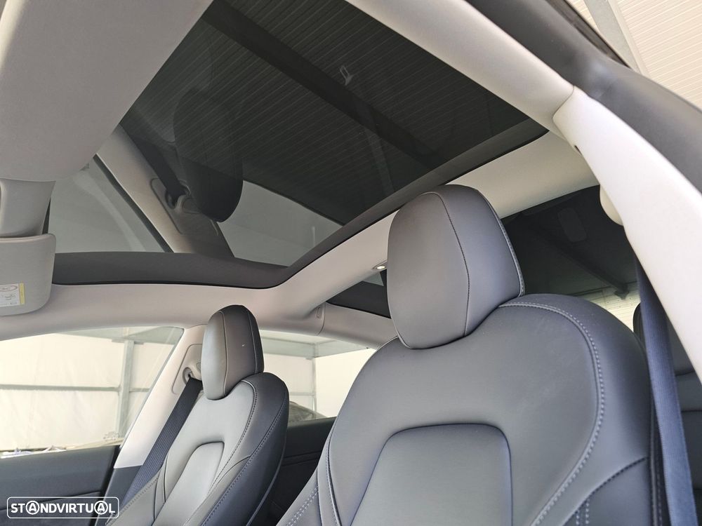 Tesla Model 3 Standard Range Plus RWD - 28