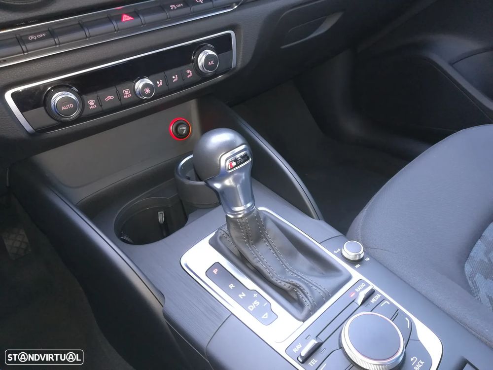 Audi A3 Sportback 1.6 TDI Advance S tronic - 8