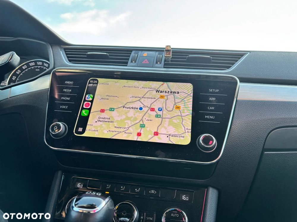 Skoda Superb 1.8 TSI Ambition DSG - 9