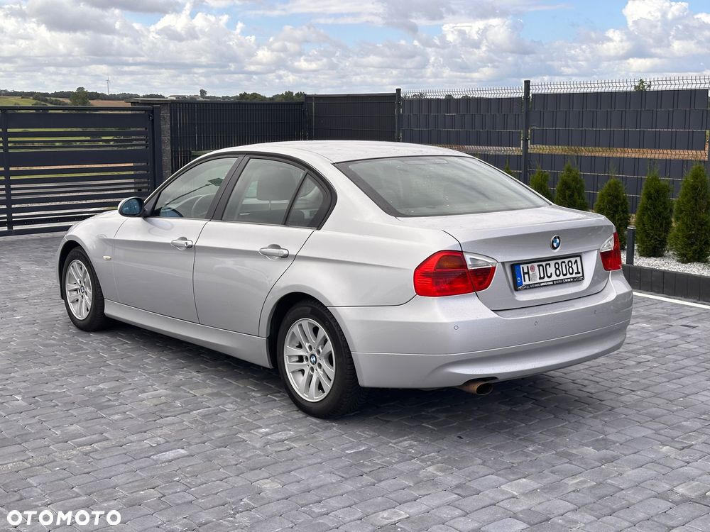BMW Seria 3 - 11
