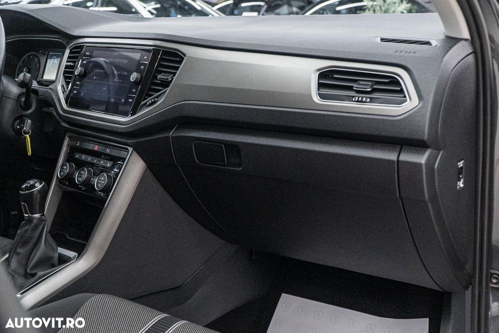 Volkswagen T-Roc 1.0 TSI OPF Style - 33