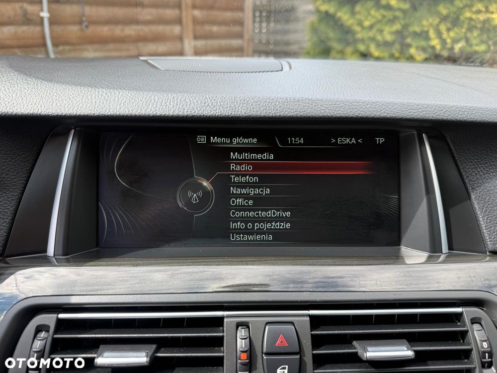 BMW Seria 5 535d xDrive Sport-Aut Luxury Line - 27