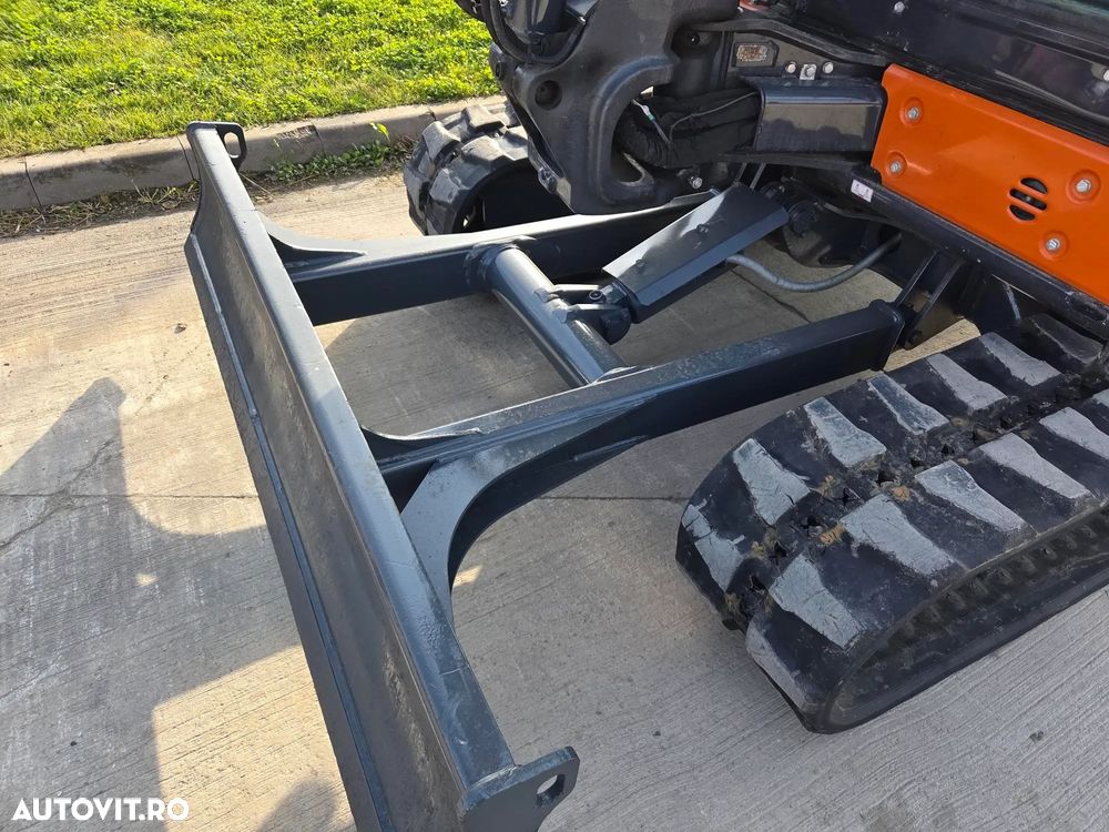 Hitachi ZX55, 2023, 879h, 5,5 tone, CUPLA RAPIDA+3 CUPE NOI, senile cauciuc 90% bune, Inst picon pe brate, A dous inst hidr pe brate, Aer conditionat, Ad sapare 5m, STARE CA NOU, posibilitate leasing-PROMOTIE 46.900 EUR+tva - 11
