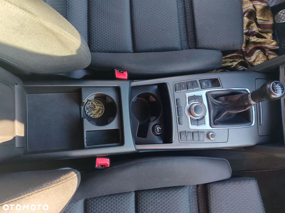 Audi A6 Limousine 2.4 - 13