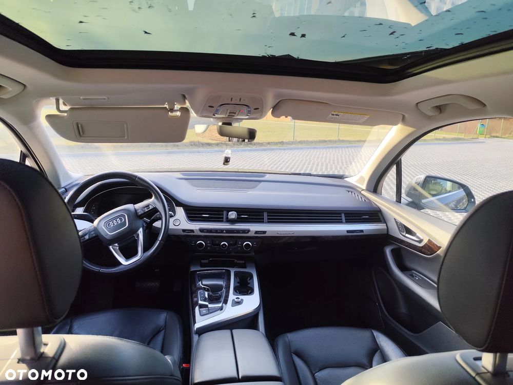 Audi Q7 - 10