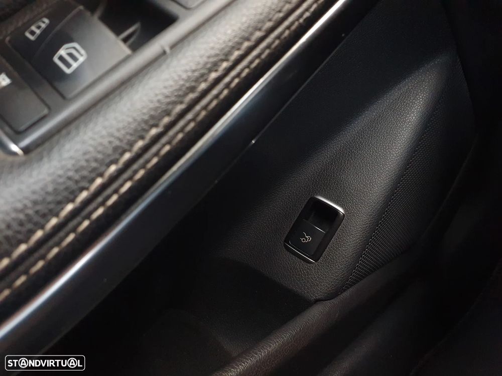 Mercedes-Benz CLA 180 CDI Urban - 12