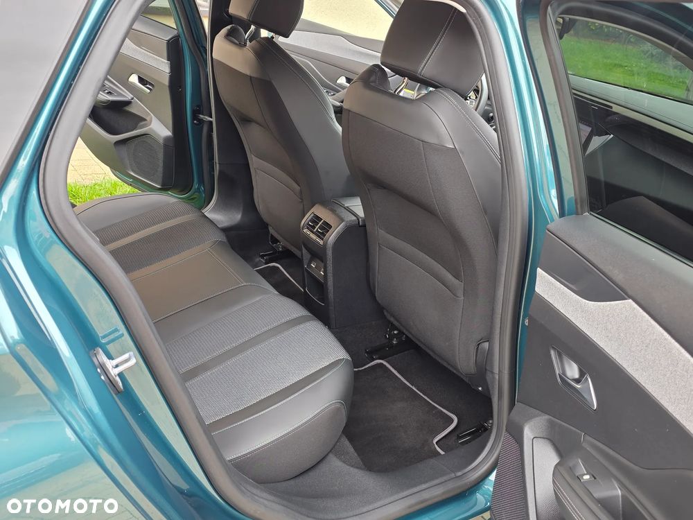 Peugeot 308 BlueHDi 130 EAT8 Allure Pack - 28