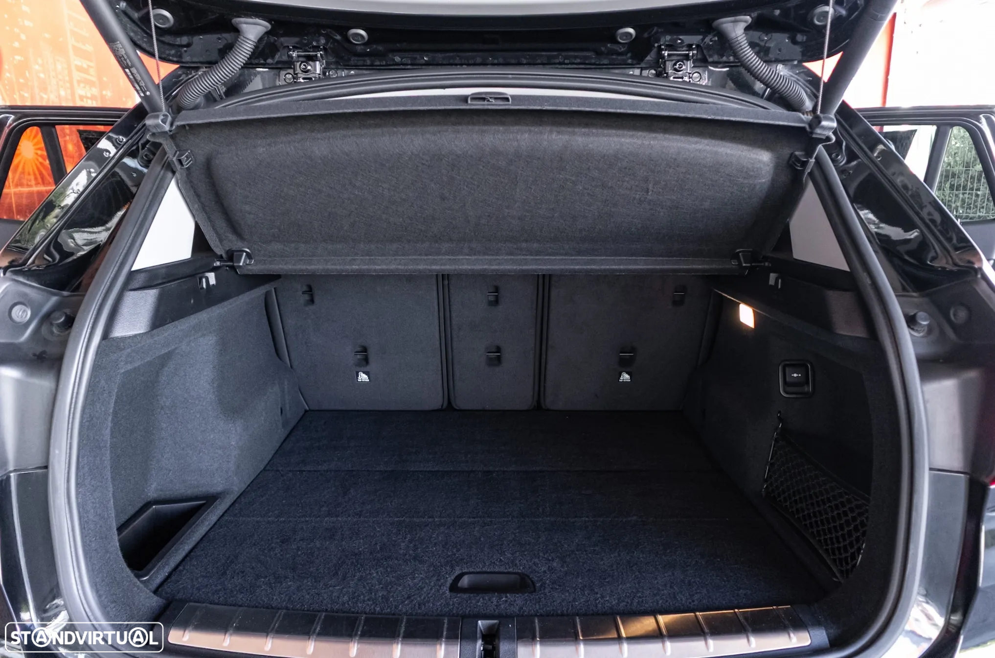 BMW X1 16 d sDrive xLine Auto - 24