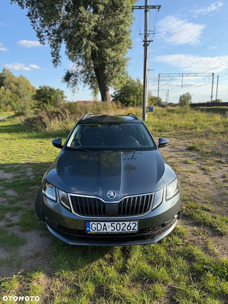 Skoda Octavia 1.8 TSI 4x4 Clever DSG - 6