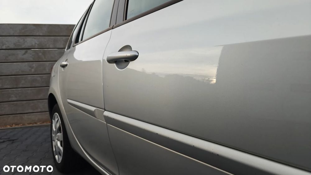 Renault Clio 1.5 dCi Alize - 18