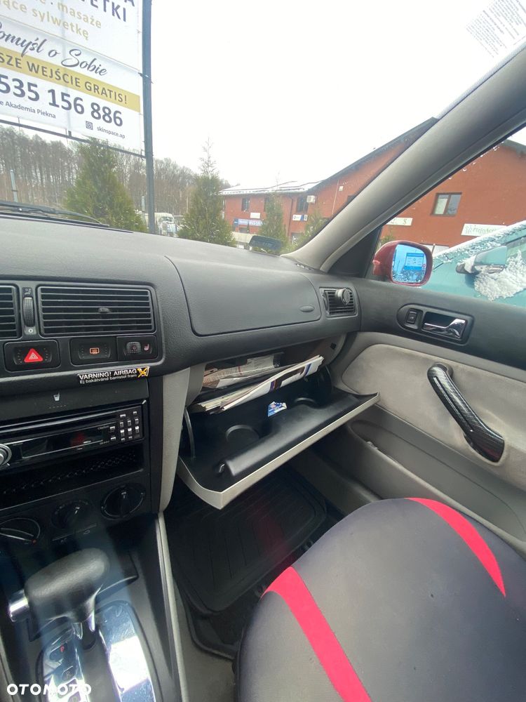 Volkswagen Golf 1.6 Basis - 18