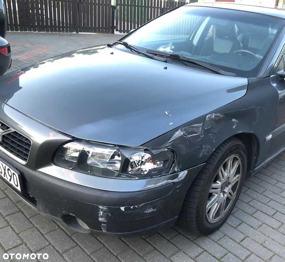 Volvo S60 2.4 D5 - 1