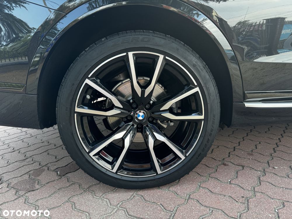 BMW X7 xDrive40i sport - 13