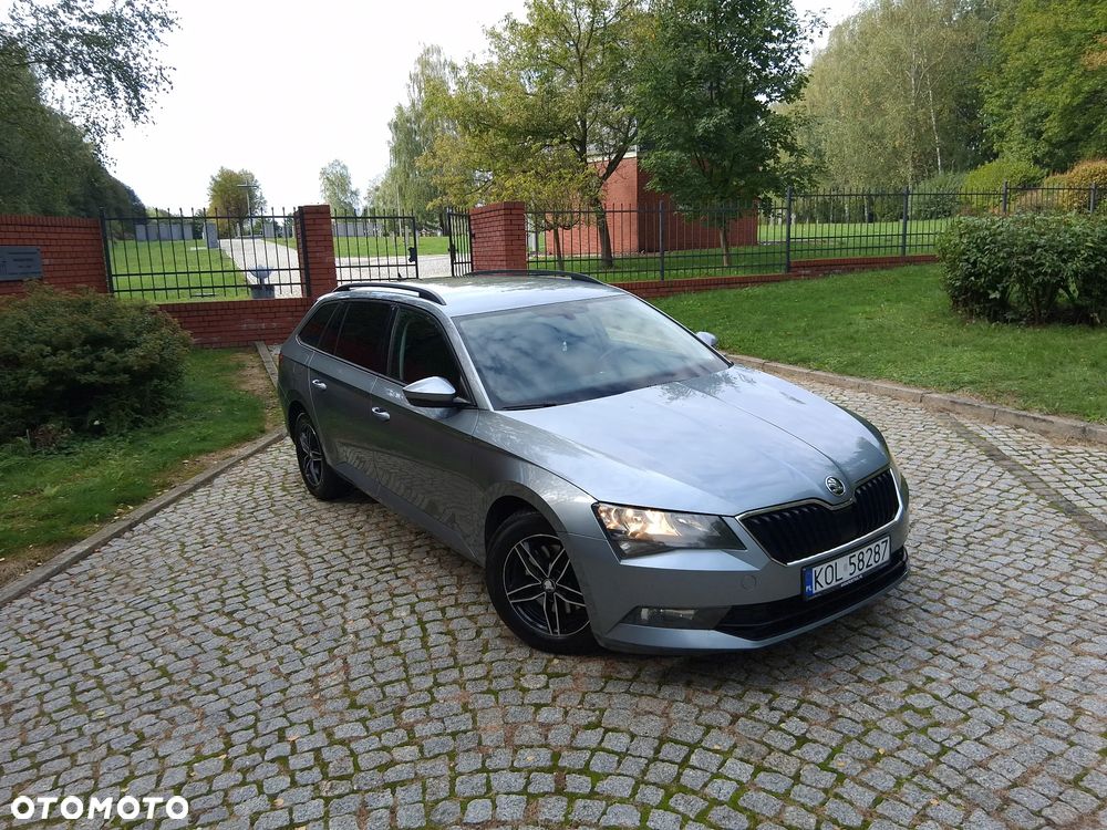 Skoda Superb 1.6 TDI Active DSG - 19