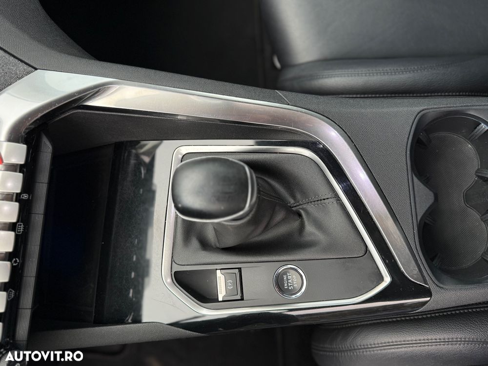 Peugeot 3008 PureTech 130 Stop & Start GPF Active Pack - 24