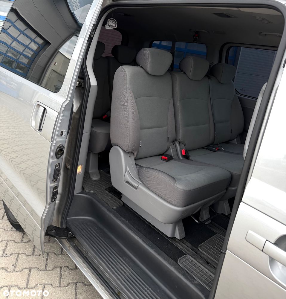 Hyundai H-1 2.5 CRDi Travel - 23