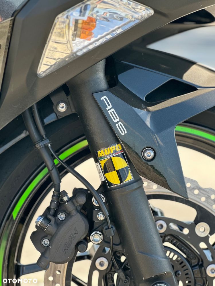 Kawasaki Ninja 400 - 14