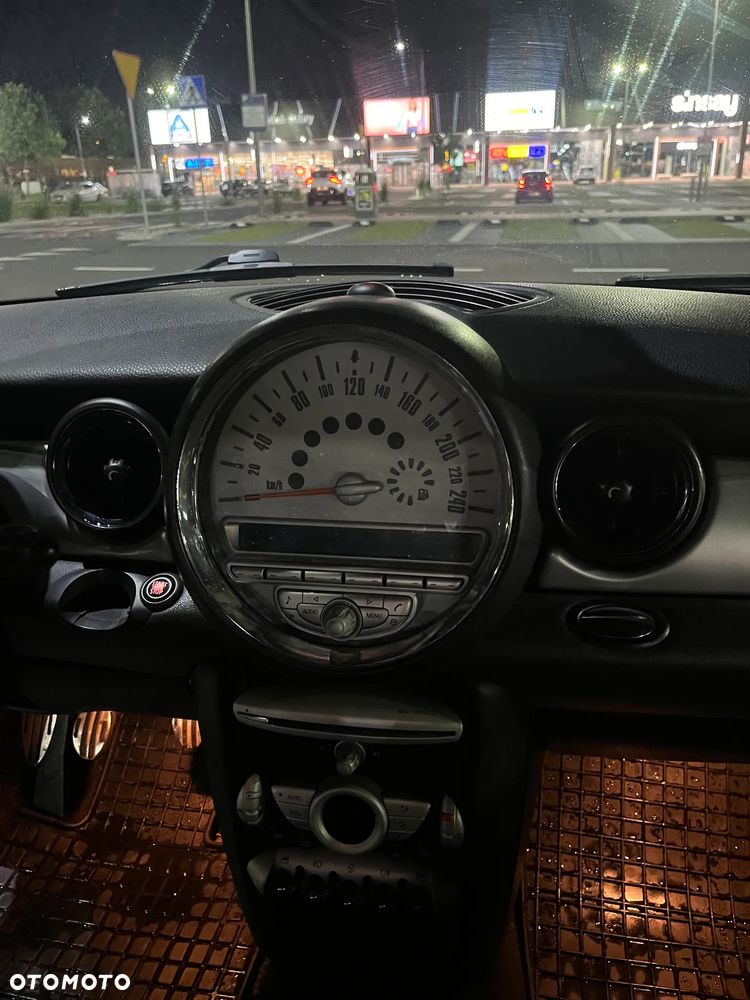 MINI Cooper S Standard - 13
