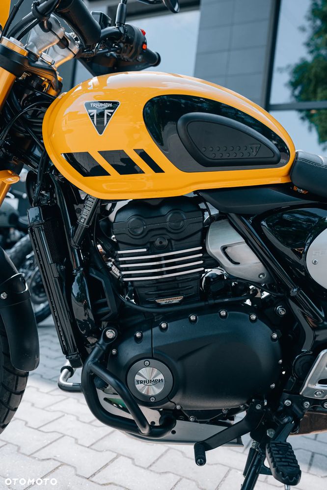 Triumph Scrambler - 19