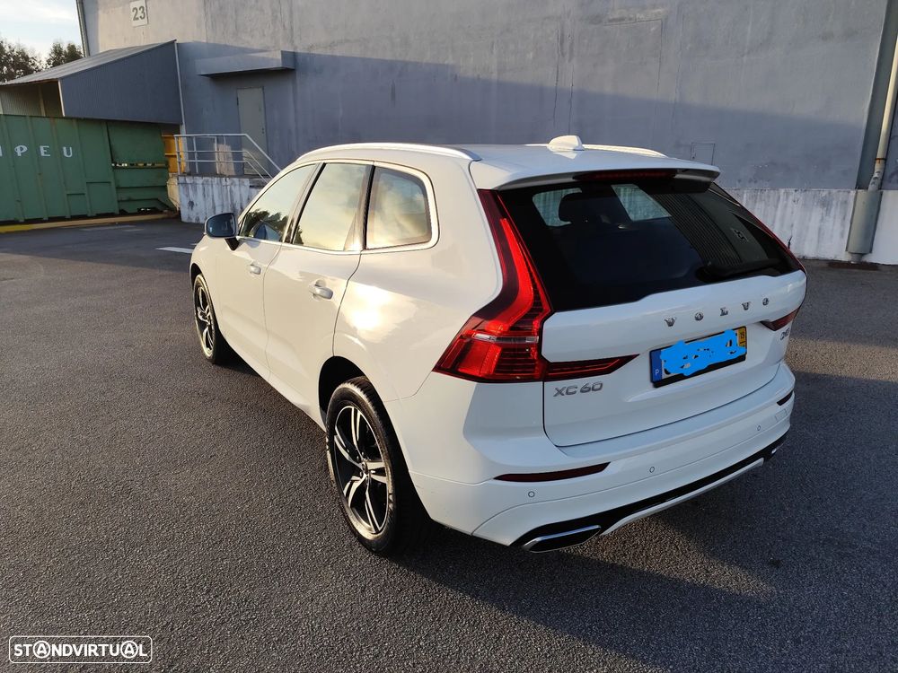 Volvo XC 60 2.0 D4 R-Design Geartronic - 3