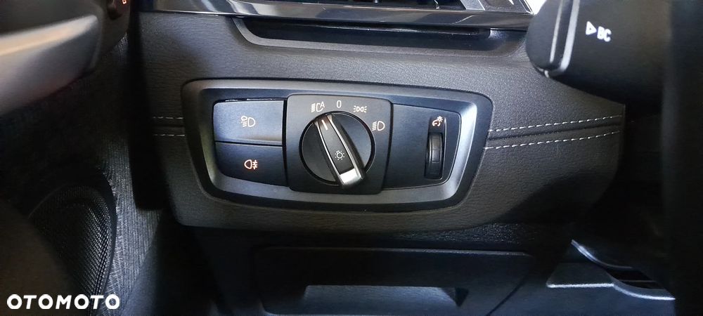 BMW X2 sDrive16d Advantage - 12